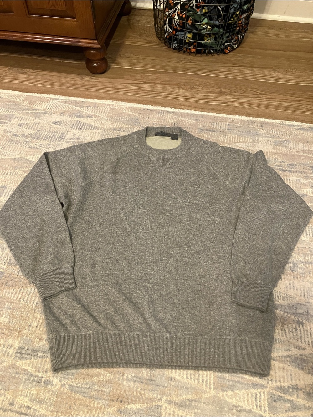 Autumn Cashmere Men's Gray Crewneck Sweater